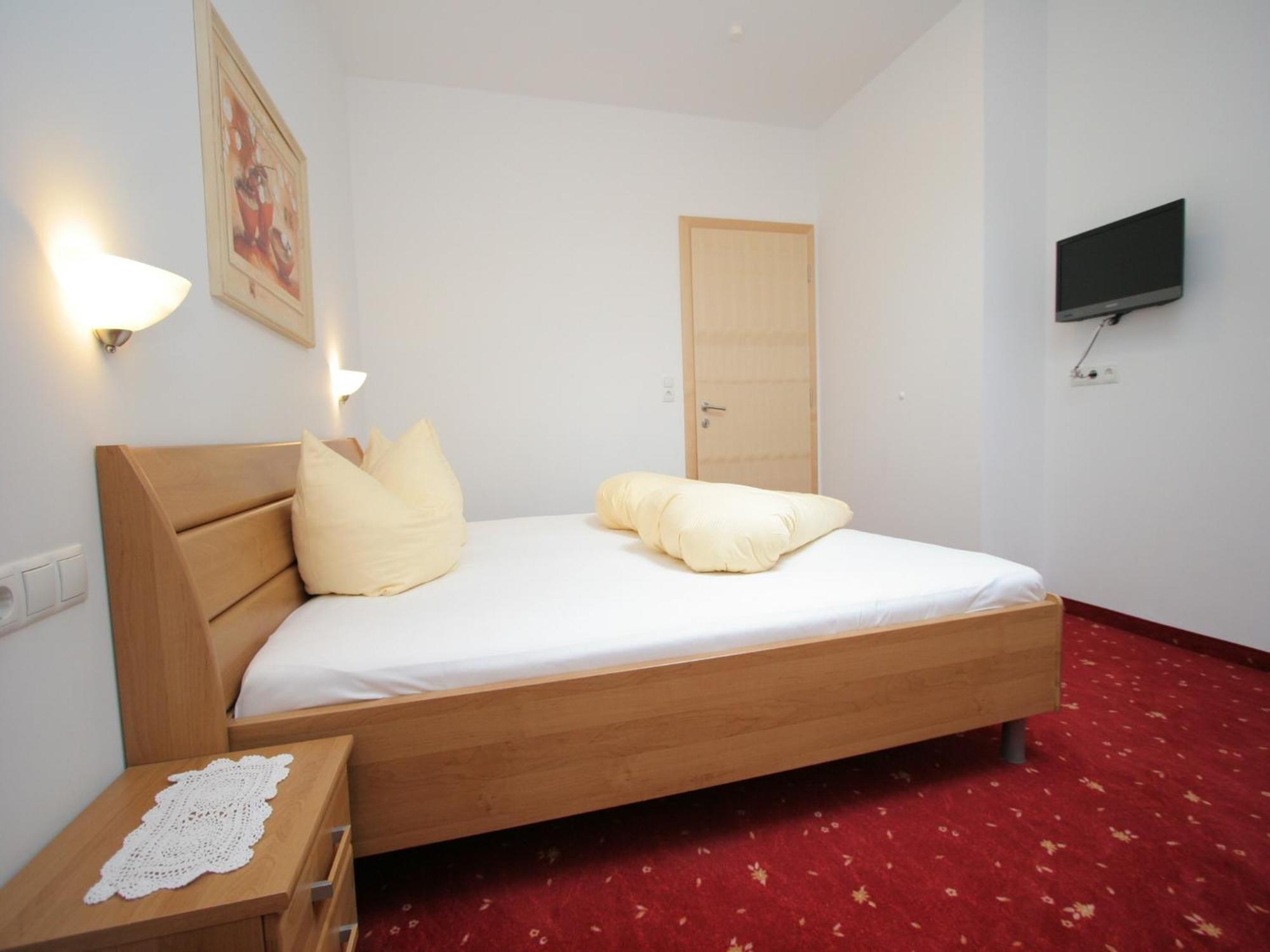 Spacious Apartment In Uderns Near Ski Area Exteriér fotografie