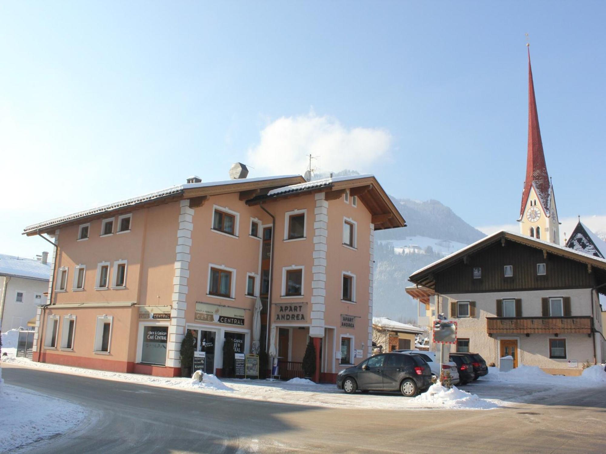 Spacious Apartment In Uderns Near Ski Area Exteriér fotografie
