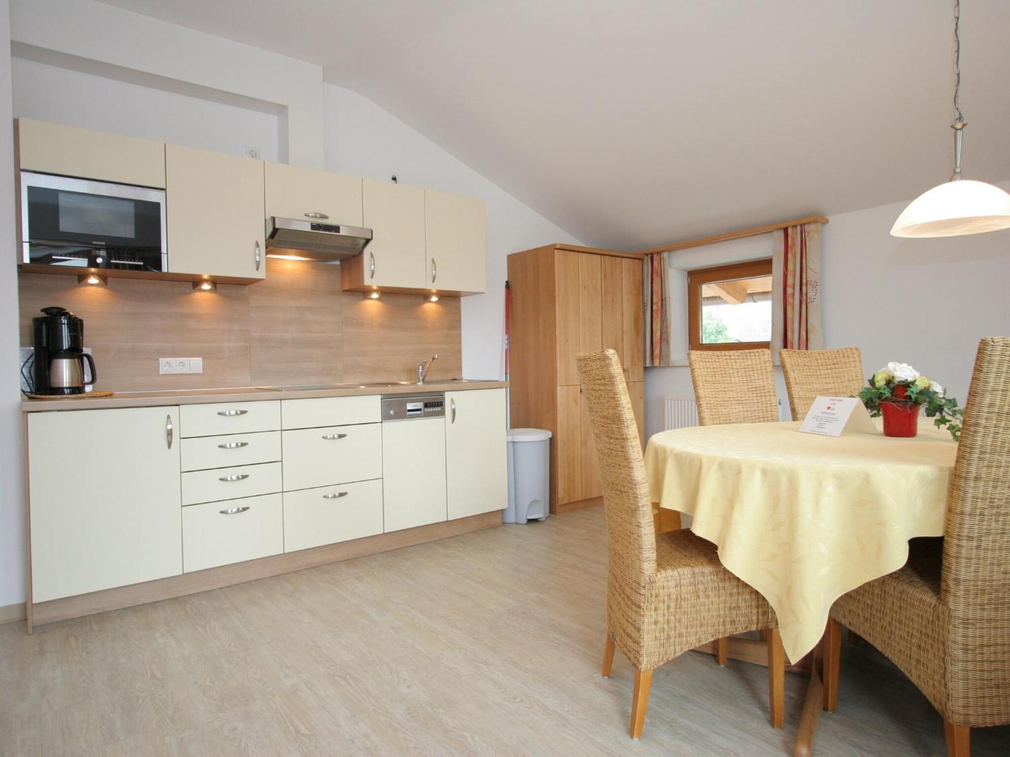 Spacious Apartment In Uderns Near Ski Area Exteriér fotografie