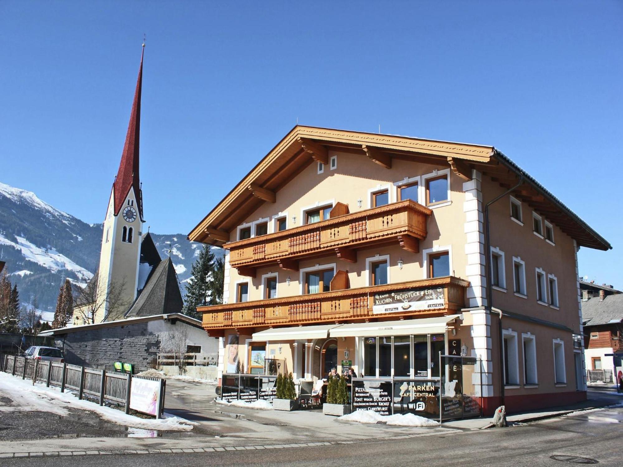 Spacious Apartment In Uderns Near Ski Area Exteriér fotografie