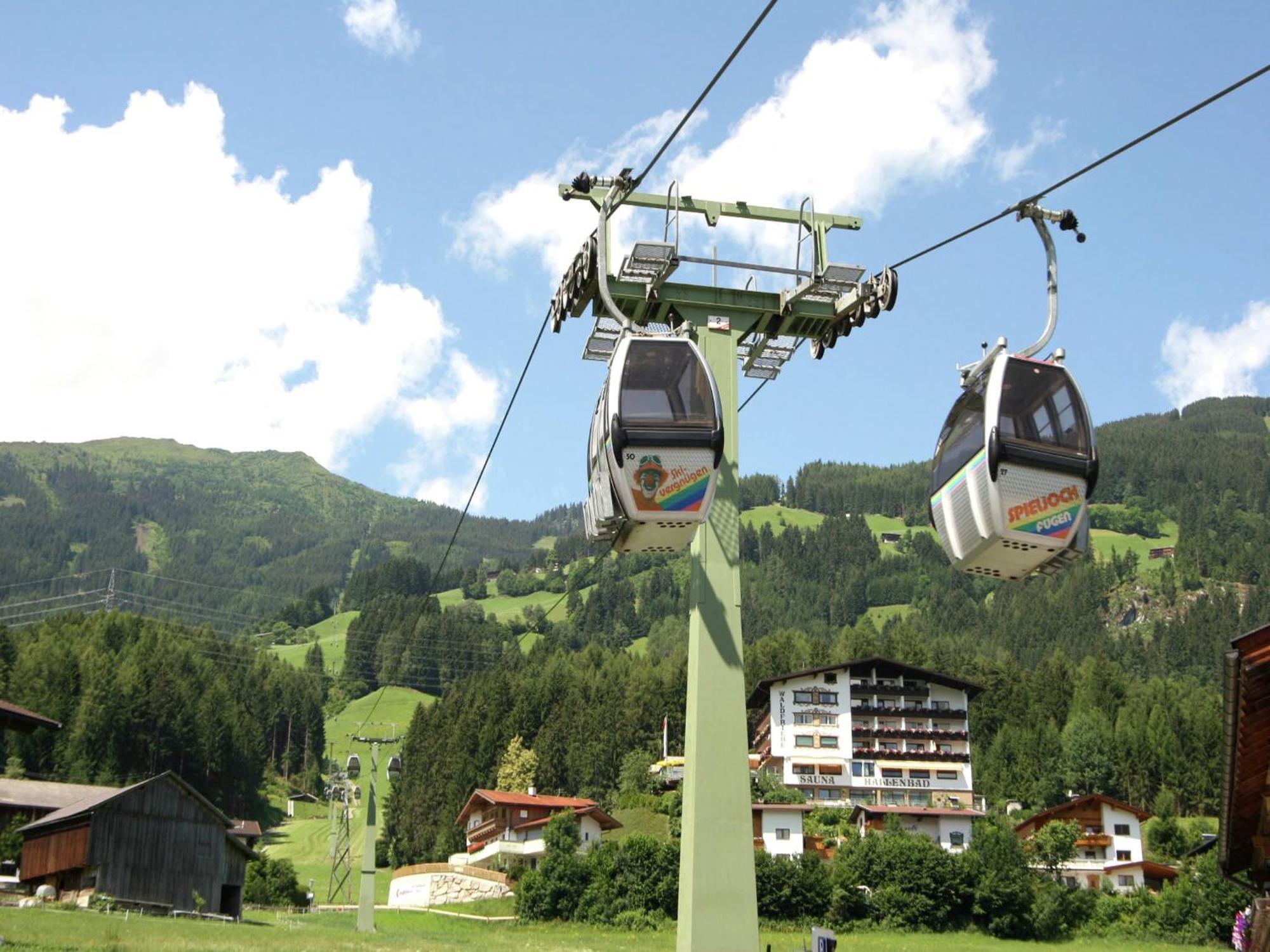 Spacious Apartment In Uderns Near Ski Area Exteriér fotografie